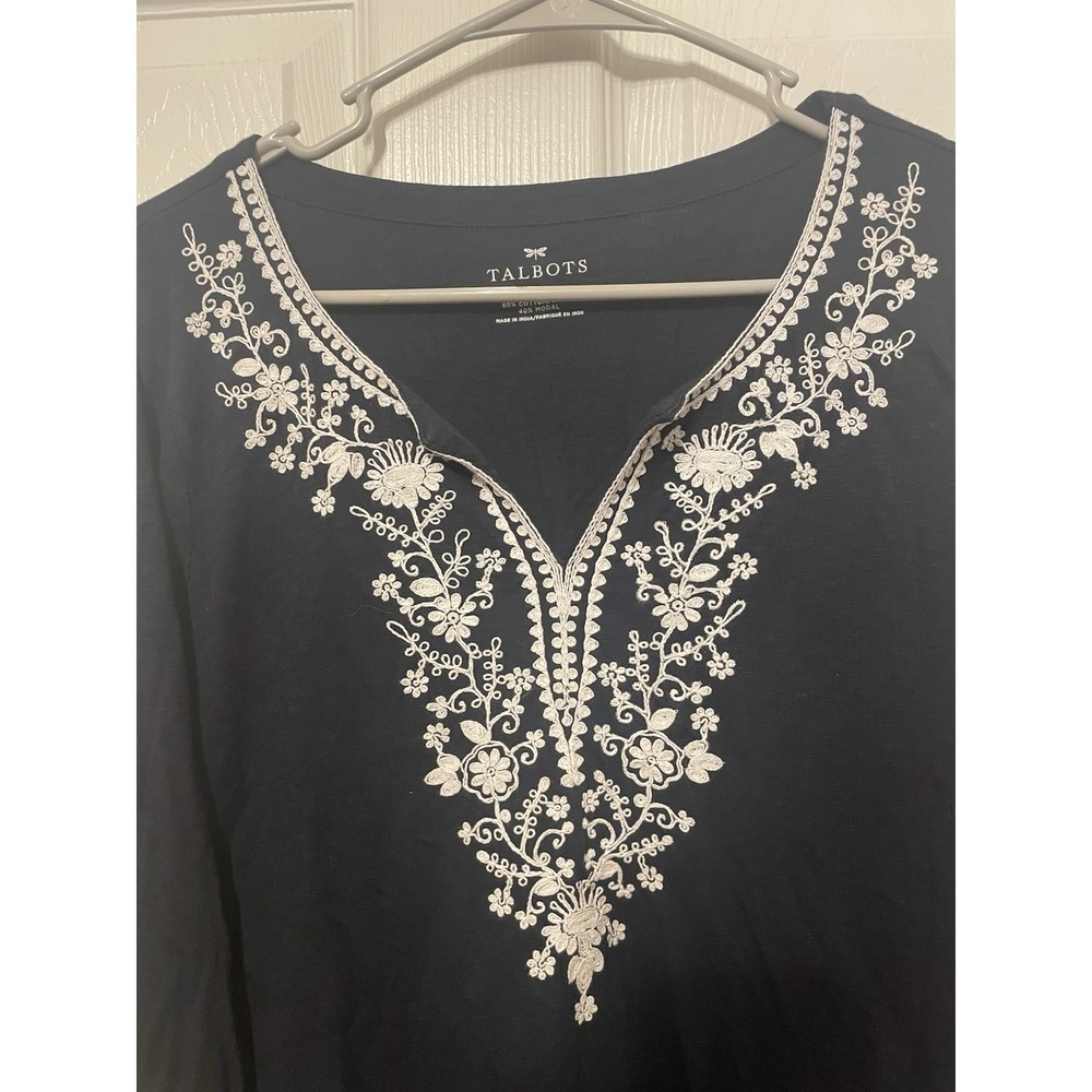 Talbots Embroidered Floral Tunic Top Medium Navy Ivory Cotton Modal V Neck - Picture 3 of 7